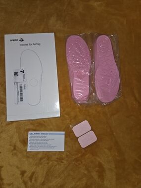 Kids Pink Tracker-Friendly Insoles — Compatible AirTag Pocket